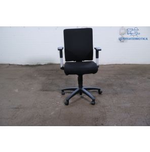 Dauphin | Tweedehands | Bureaustoel | Zwart | 3D Armleggers | BS386