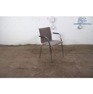 Casala | Kantinestoel | Tweedehands | Donkergrijs gestoffeerd | Cromen frame | KS305