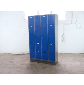  Lockerkast | Tweedehands | Grijs / blauw | 4 kolommen | 20 deurtjes | OK268