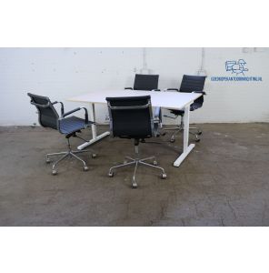 Eromes | Vergadertafel | Tweedehands | Licht eiken blad | Wit frame | VT269