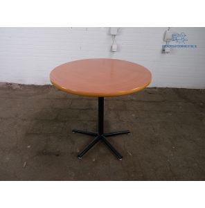 Ronde bijzettafel | Tweedehands | Kersen blad | Zwarte poot | OT245