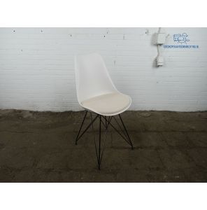 Kantinestoel | Gebruikt | Witte kuip | Design onderstel | KS234