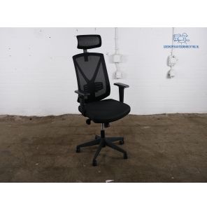 Bureaustoel | Jong gebruikt | Zwart | Mesh rug | Hoofdsteun | BS167