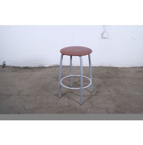 Kruk| Tweedehands | Teracotta gestoffeerd | Zilvergrijs frame | Met voetring | OS263