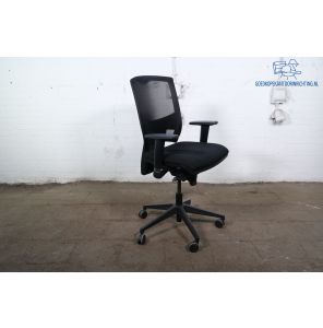 Sit- On | Bureaustoel | Tweedehands | Zwart gestoffeerd | 3D armleuningen | BS379