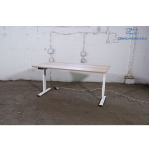 NIEUW | Rest partij | Zit-sta bureau | Elektrisch verstelbaar | Halifax blad | Wit frame | BT472-WH