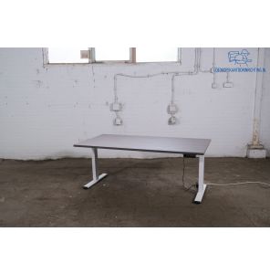 NIEUW | Rest partij | Zit-sta bureau | Elektrisch verstelbaar | Logan blad | Wit frame | BT472-WL