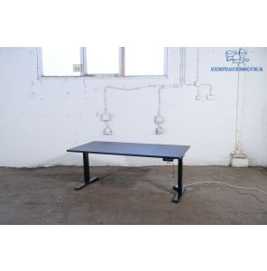 NIEUW | Rest partij | Zit-sta bureau | Elektrisch verstelbaar | Shadow dark blad | Zwart frame | BT472-ZSd