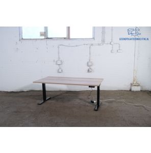 NIEUW | Rest partij | Zit-sta bureau | Elektrisch verstelbaar | Halifax blad | Zwart frame | BT472-ZH