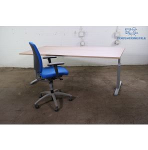 Hag | Bureau | Tweedehands | Robson eiken blad/ nieuw | Zilvergrijs frame | BT490