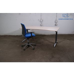 Palmberg | Cockpit | Bureau | Tweedehands | Naturel eiken blad | Grijs frame | BT496