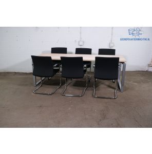 Royale | Vergadertafel | Z.G.A.N. | Halifax blad | Cromen frame | VT332