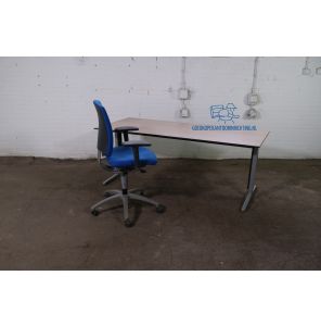 Tweedehands | Bureau | Licht eiken blad | Grijs frame | BT500