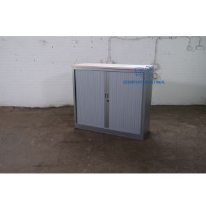 Roldeurkast | Tweedehands | Grijs | Ahorn topblad | 2 legborden | MK306