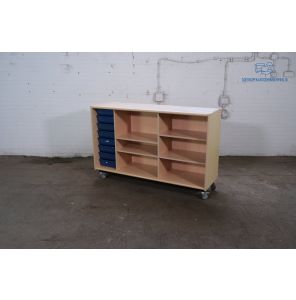 Tweedehands opbergkast verrijdbaar 150x98x45 cm met planken/ bakjes