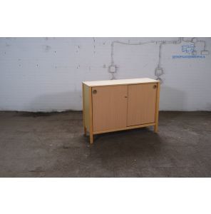Tweedehands houten schuifdeurkast ahorn 90x120x41 cm