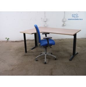 Wingbureau | Tweedehands | Links | Robson eiken BT415