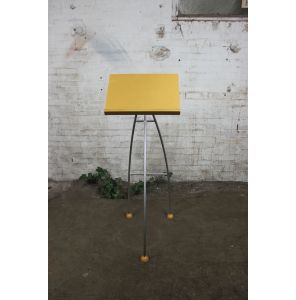 Lessenaar | Tweedehands | Houten papierhouder | Grijs frame | KI201