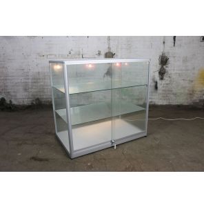 Vitrinekastje | Tweedehands | Schuifdeuren | Met verlichting | OK209