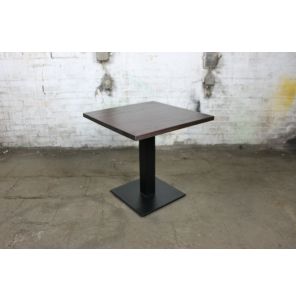 Vierkante tafel | Tweedehands | Massief kastanjehout OT215