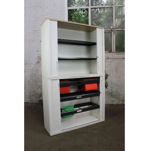 König Neurath | Roldeurkast | Gebruikt | 2 delig | 2 legborden | 3 hangmap frames | HK14