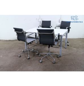 Palmberg | Vergadertafel | Tweedehands | Wit  blad | Zilvergijs frame | VT317