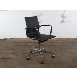 Design | Vergaderstoel / bureaustoel | Tweedehands | Lage rugleuning | Zwart | Kunstleder | BS170