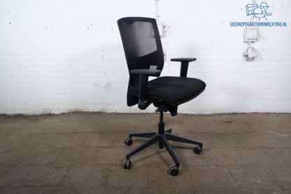 Sit- On | Bureaustoel | Tweedehands | Zwart gestoffeerd | 3D armleuningen | BS379