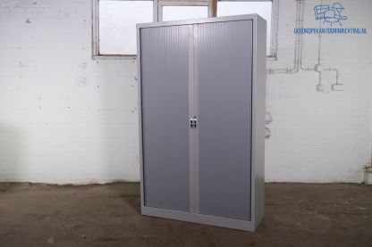 Markant | Roldeurkast | Tweedehands | Zilvergrijs | 4 legborden | HK301