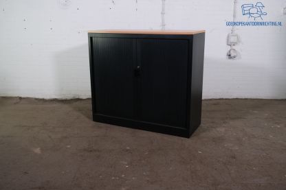 Aspa | Roldeurkast | Tweedehands | Zwart | Peren topblad | 1 legbord | MK302