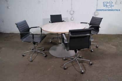 Vergadertafel | Tweedehands | Robson eiken blad | Grijze trompetvoet | VT324