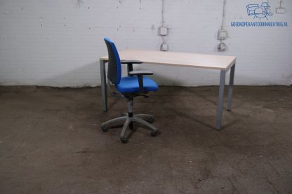 Marko | Bureau | Tweedehands | Naturel eiken blad | Grijs frame | BT497