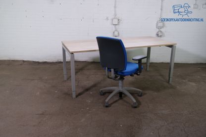 Tweedehands | Bureau | Robson eiken blad | Grijs frame | BT507