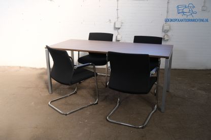 Tweedehands Vergadertafel Donkerolijf 180x80 cm 77 cm Hoog