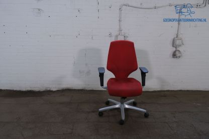 Tweedehands Giroflex 64 Bureaustoel Rood Suède 4D Armleggers