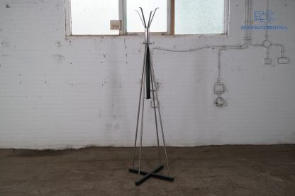 Tweedehands Staande Kapstok Chroom met Zwarte Details 12 Haakjes 194 cm
